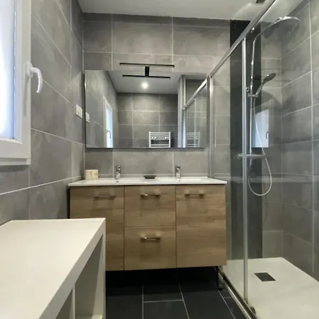 Maison Isabel A 펜션 *