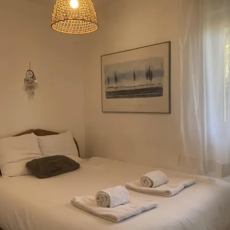 Maison Isabel A Vakantiehuis Ares