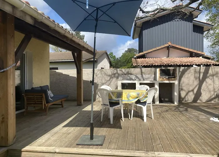 Dom wakacyjny Maison Isabel A *