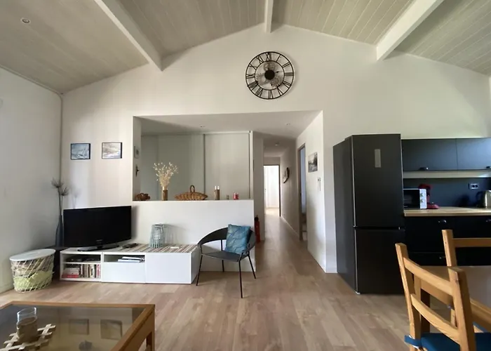 Dom wakacyjny Maison Isabel A *